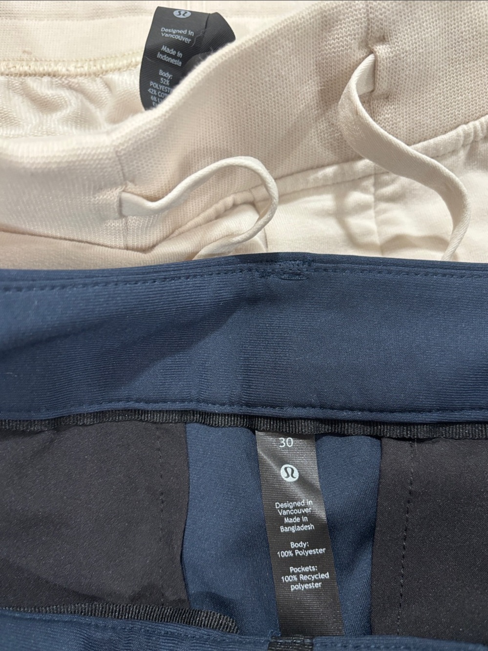 lululemon set of 2 Men size M/30w Navy and Cream Athletic pants joggers